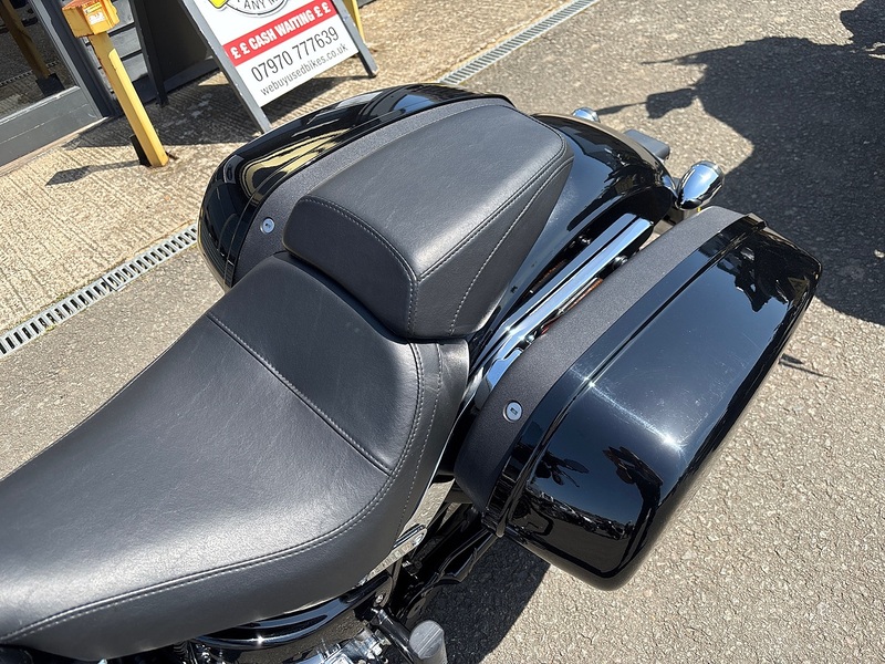 Harley-Davidson FXRT Sport Glide 1.745 Custom Cruiser Manual Petrol