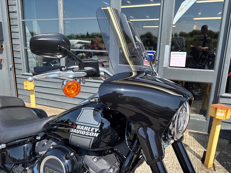 Harley-Davidson FXRT Sport Glide 1.745 Custom Cruiser Manual Petrol