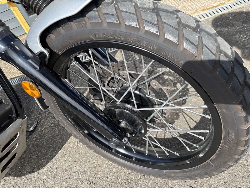 Yamaha 950 Roadster/Retro Petrol Manual Euro 4 (54 ps)