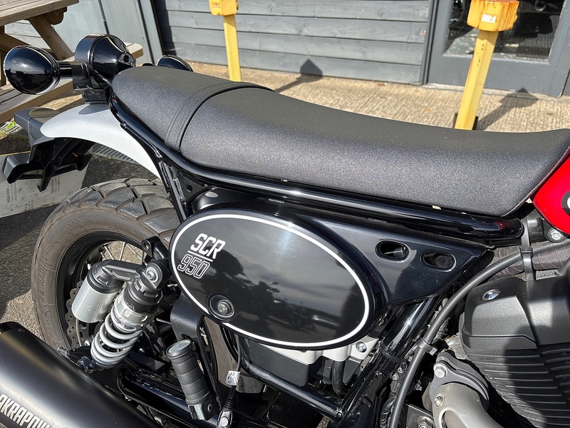 Yamaha 950 Roadster/Retro Petrol Manual Euro 4 (54 ps)