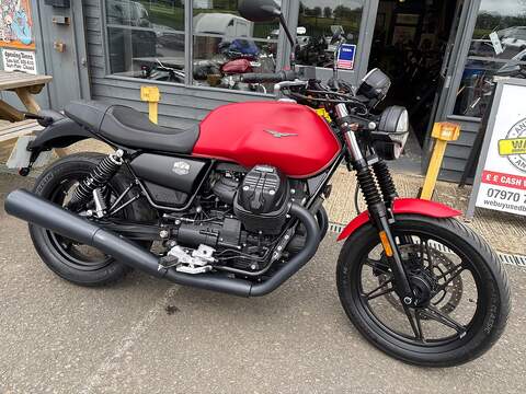 IV Stone 0.853 Roadster/Retro Manual Petrol