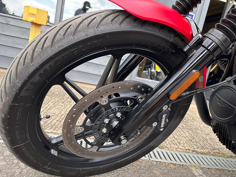 Moto Guzzi IV Stone 0.853 Roadster/Retro Manual Petrol