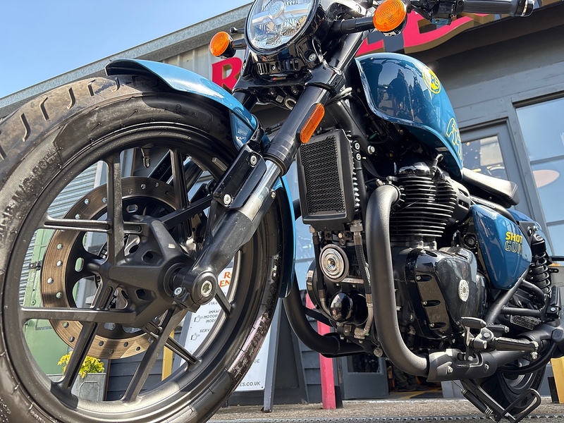 Royal Enfield 650 Roadster/Retro Petrol Manual Euro 5 (47 ps)