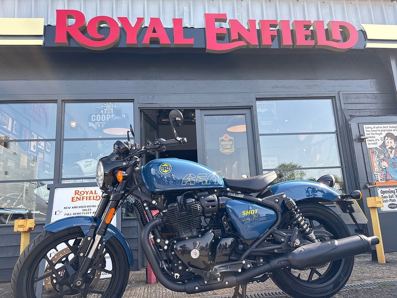 Royal Enfield 650 Roadster/Retro Petrol Manual Euro 5 (47 ps)
