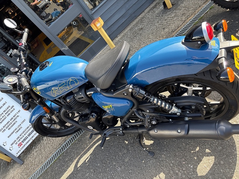 Royal Enfield 650 Roadster/Retro Petrol Manual Euro 5 (47 ps)