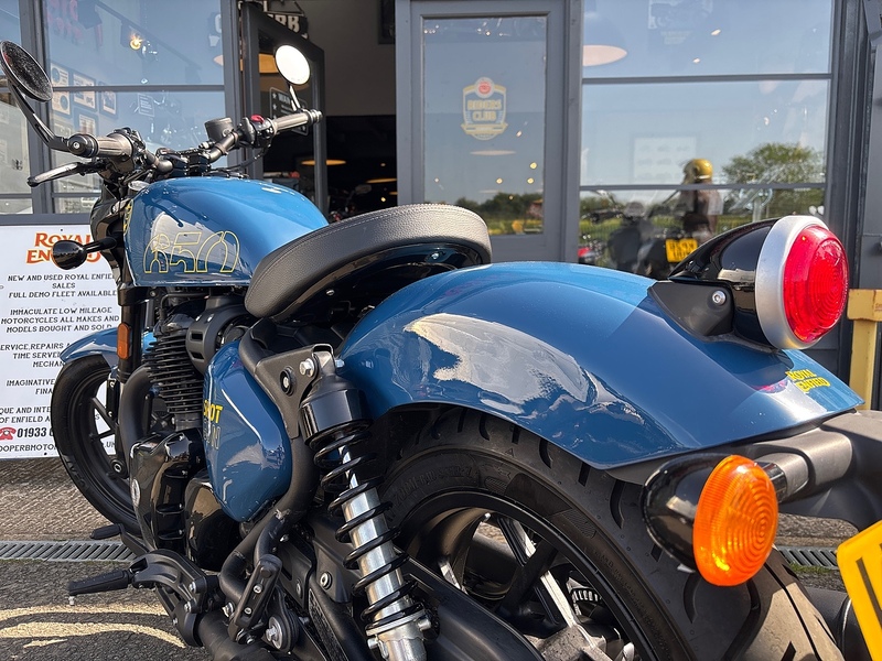 Royal Enfield 650 Roadster/Retro Petrol Manual Euro 5 (47 ps)