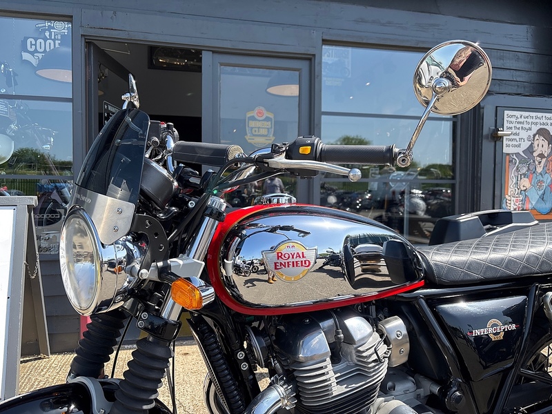Royal Enfield 2022 Royal Enfield Interceptor 11646 Miles 1 Owner FSH