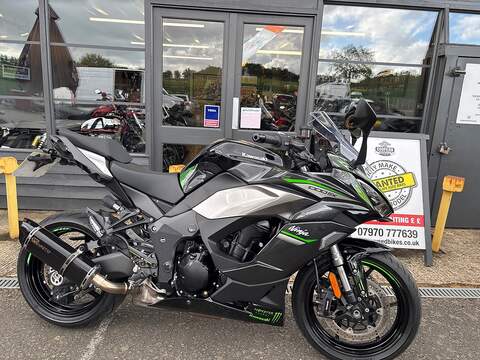 1000 Sports Tourer Petrol Manual Euro 5 (142 ps)