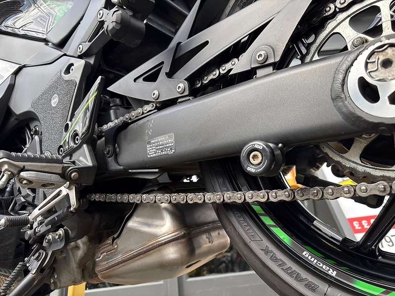 Kawasaki 1000 Sports Tourer Petrol Manual Euro 5 (142 ps)