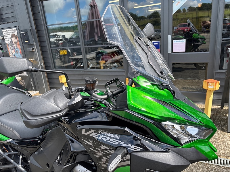 Kawasaki SE GT 1.0 Adventure Manual Petrol