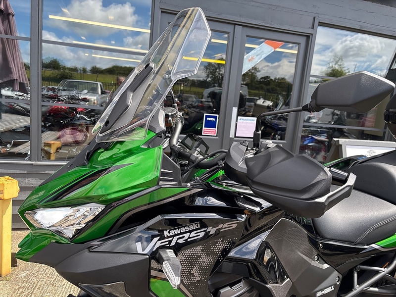 Kawasaki SE GT 1.0 Adventure Manual Petrol