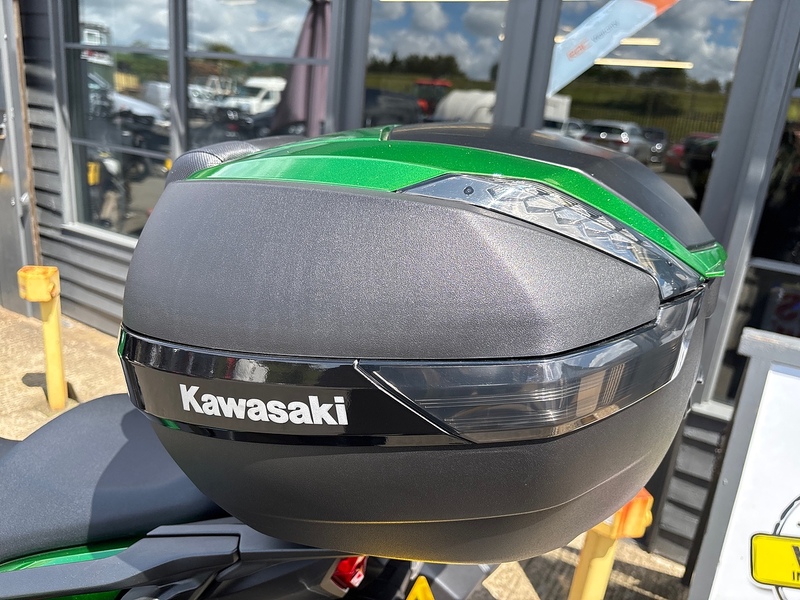 Kawasaki SE GT 1.0 Adventure Manual Petrol