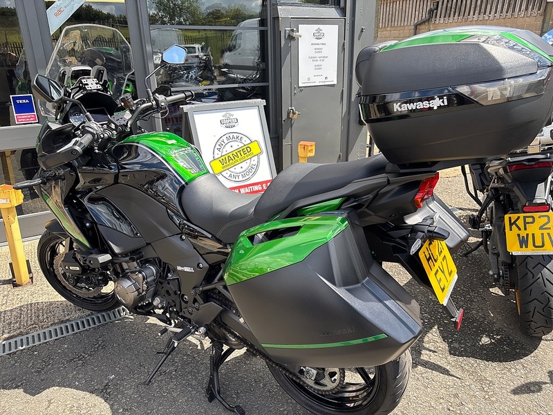 Kawasaki SE GT 1.0 Adventure Manual Petrol