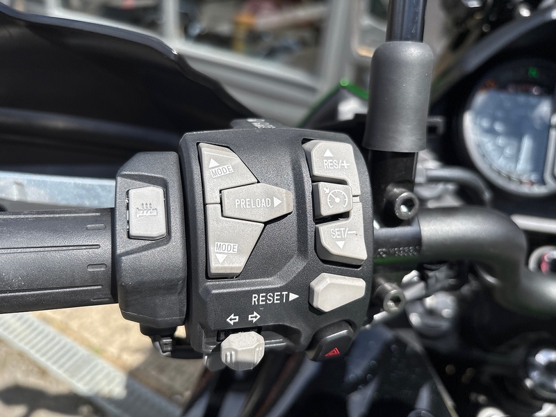 Kawasaki SE GT 1.0 Adventure Manual Petrol