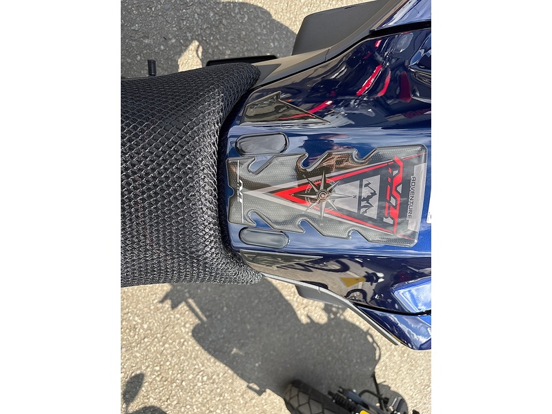 Honda No Standard Specification or Optional Extras.