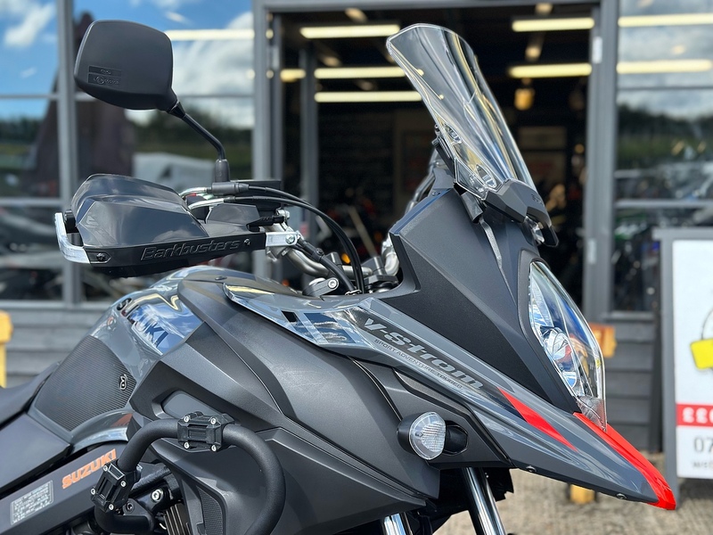 Suzuki 2025 Suzuki V Strom DL 650 Just 1191 Miles From New