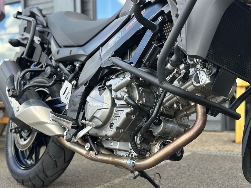 Suzuki 2025 Suzuki V Strom DL 650 Just 1191 Miles From New