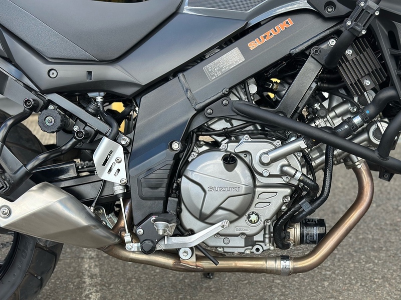 Suzuki 2025 Suzuki V Strom DL 650 Just 1191 Miles From New