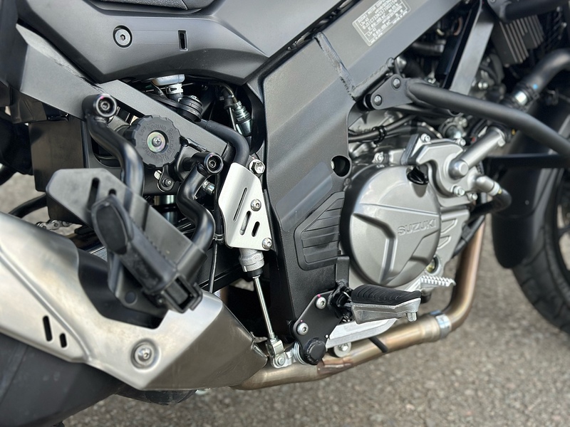 Suzuki 2025 Suzuki V Strom DL 650 Just 1191 Miles From New