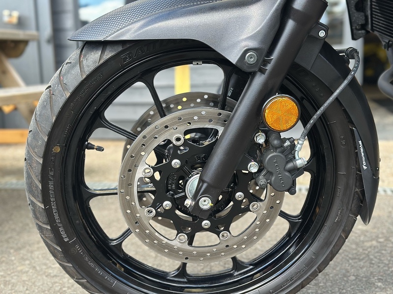 Suzuki 2025 Suzuki V Strom DL 650 Just 1191 Miles From New