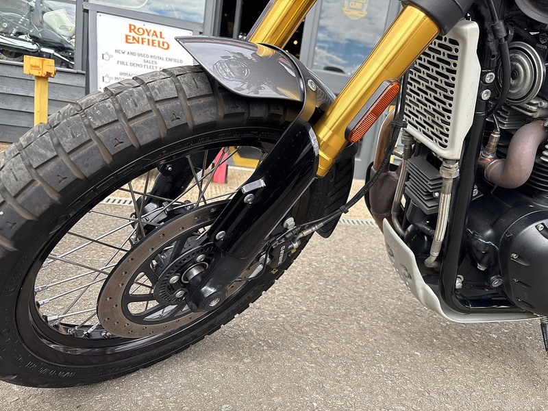 Royal Enfield Golden Shadow Scrambler 0.65 Manual Petrol