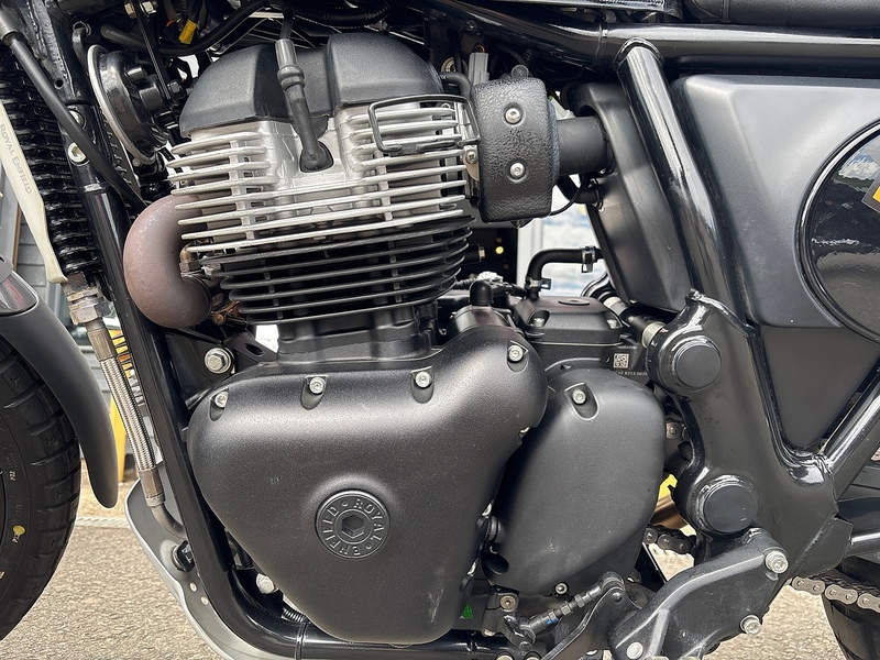 Royal Enfield Golden Shadow Scrambler 0.65 Manual Petrol