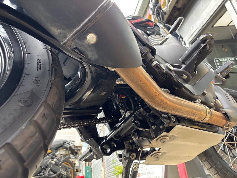 Royal Enfield Golden Shadow Scrambler 0.65 Manual Petrol