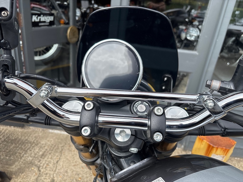 Royal Enfield Golden Shadow Scrambler 0.65 Manual Petrol