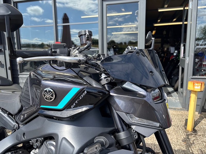 Yamaha 900 Hyper-naked Petrol Manual Euro 5 (119 ps)
