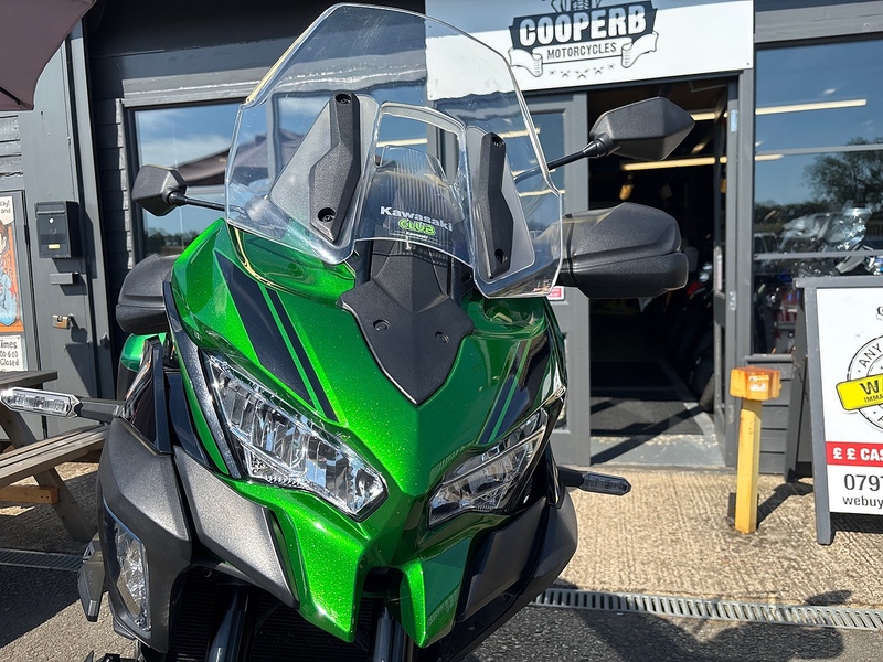 Kawasaki 1000 Adventure Petrol Manual Euro 5 (120 ps)