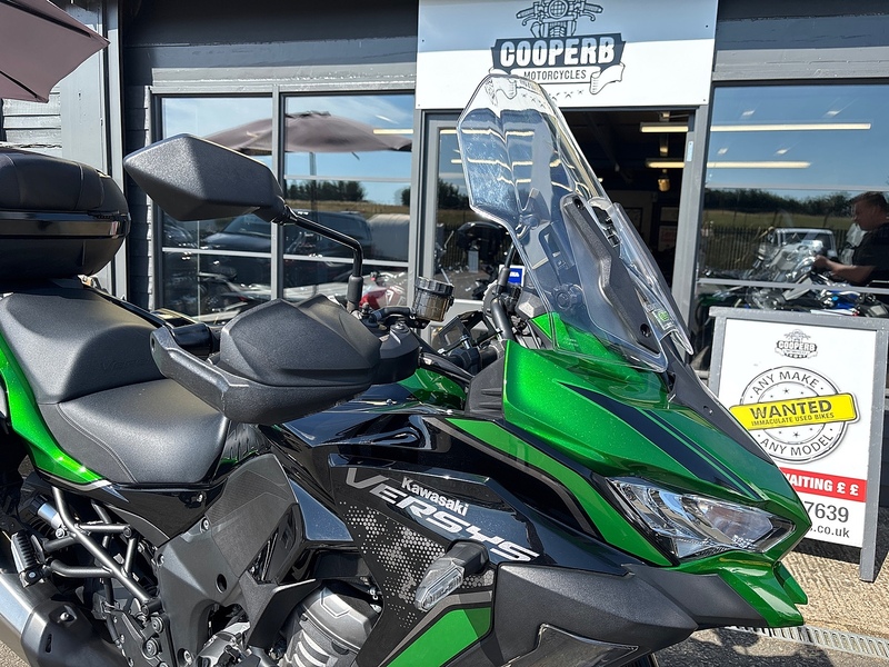 Kawasaki 1000 Adventure Petrol Manual Euro 5 (120 ps)