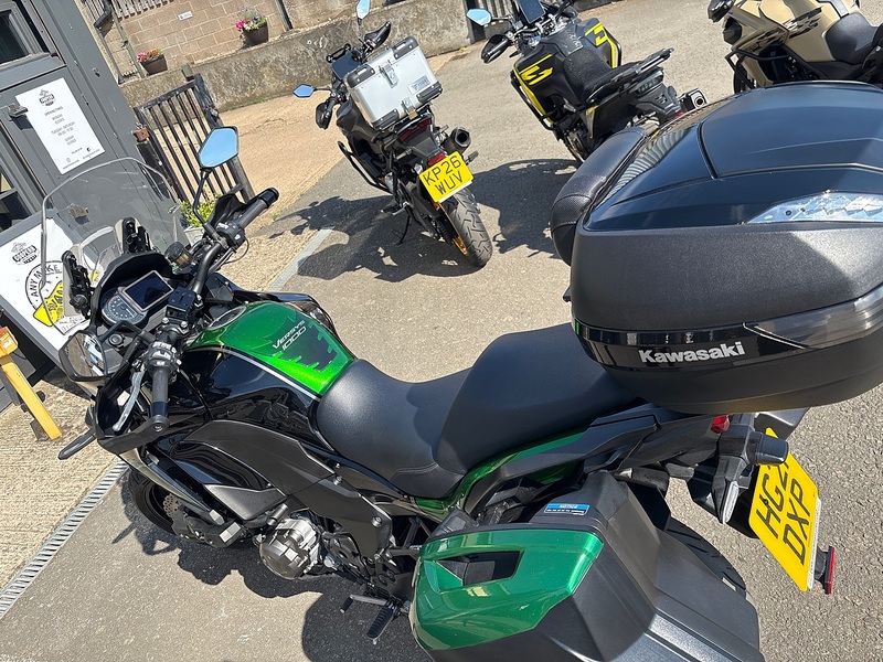 Kawasaki 1000 Adventure Petrol Manual Euro 5 (120 ps)