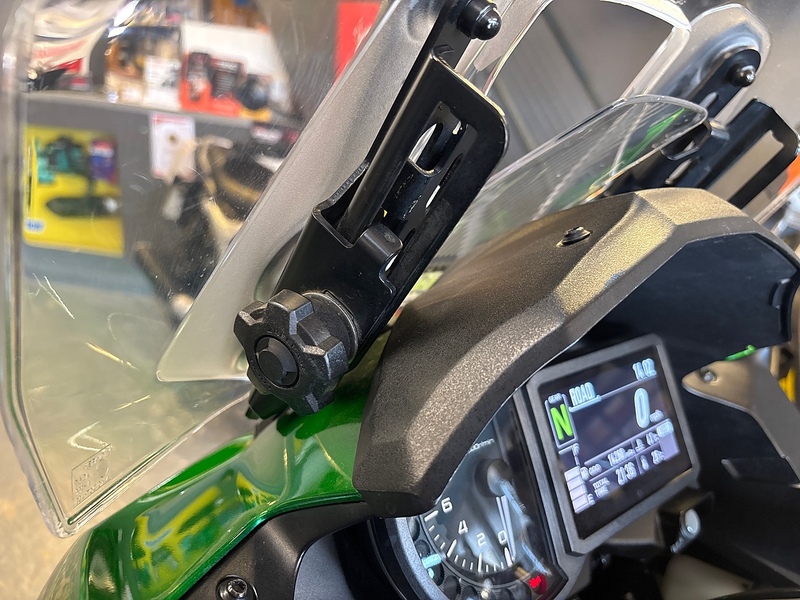 Kawasaki 1000 Adventure Petrol Manual Euro 5 (120 ps)