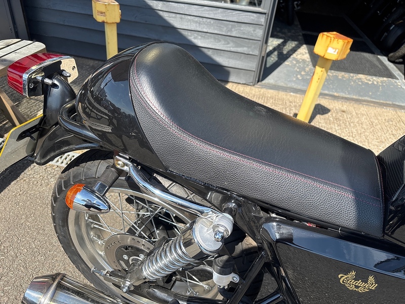 AJS 125 Roadster/Retro Petrol Manual Euro 5 (9 ps)