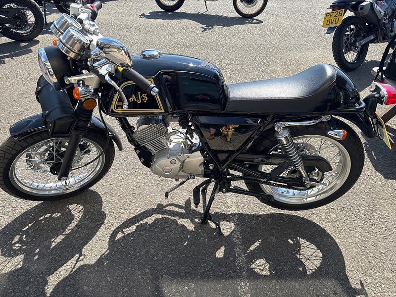 AJS 125 Roadster/Retro Petrol Manual Euro 5 (9 ps)