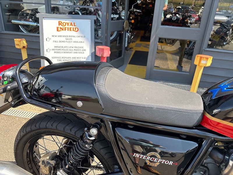 Royal Enfield E4 650 RETRO Petrol