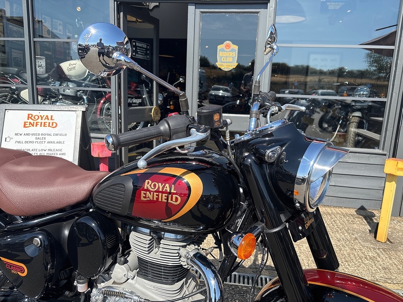 Royal Enfield E5 0.35 Retro Manual Petrol