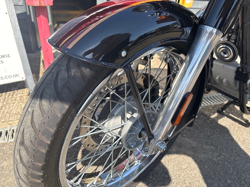 Royal Enfield E5 0.35 Retro Manual Petrol