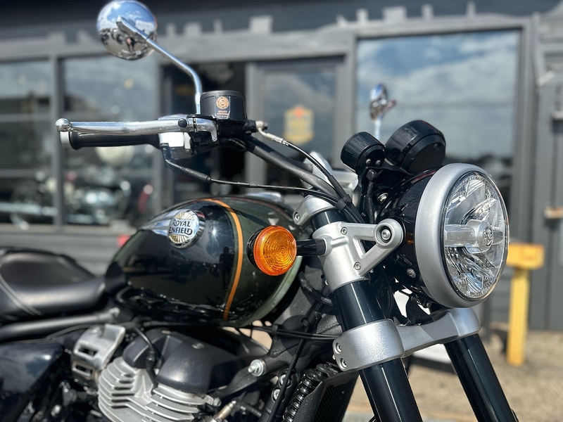Royal Enfield 2023 Royal Enfield Super Meteor 9949 Miles 1 Owner Interstellar Green