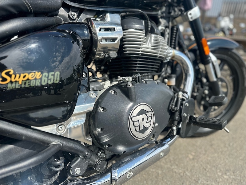 Royal Enfield 2023 Royal Enfield Super Meteor 9949 Miles 1 Owner Interstellar Green