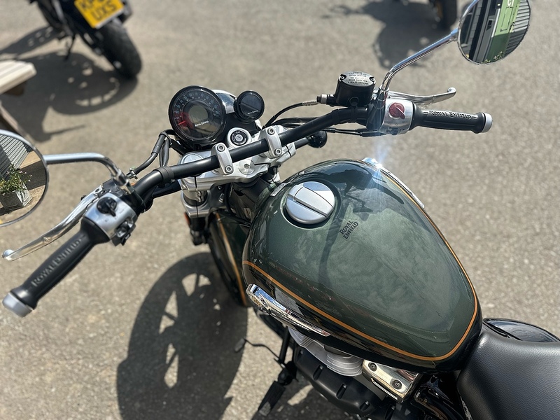 Royal Enfield 2023 Royal Enfield Super Meteor 9949 Miles 1 Owner Interstellar Green