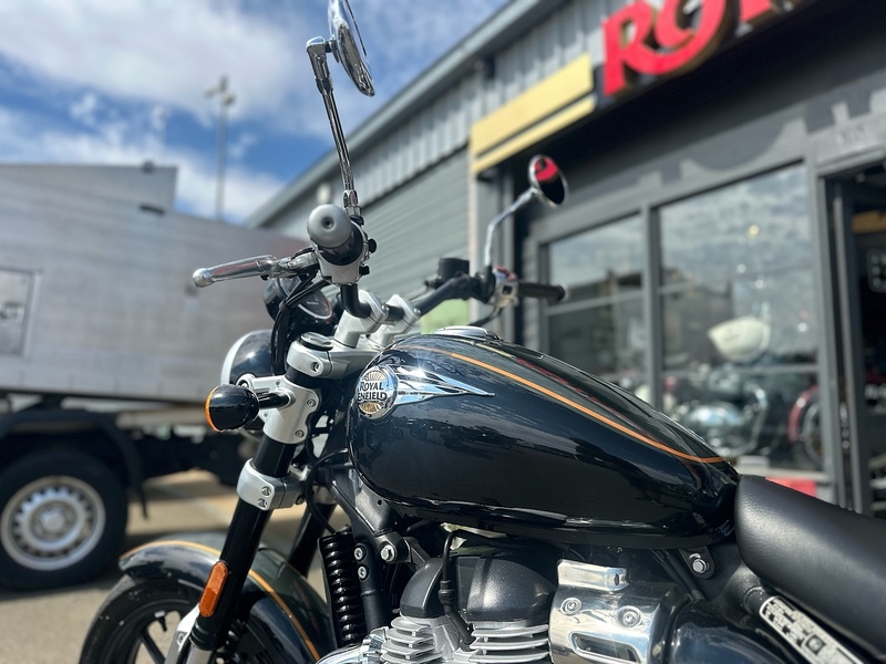 Royal Enfield 2023 Royal Enfield Super Meteor 9949 Miles 1 Owner Interstellar Green