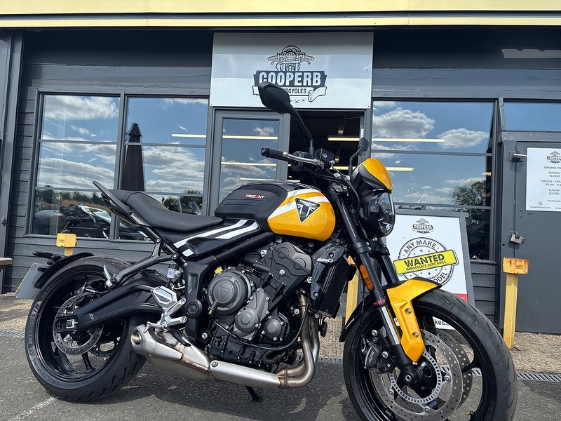 Triumph 2025 Triumph Trident 660 Just 1193 Miles 1 Owner