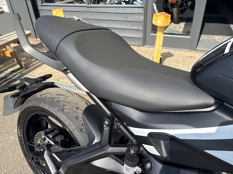 Triumph 2025 Triumph Trident 660 Just 1193 Miles 1 Owner