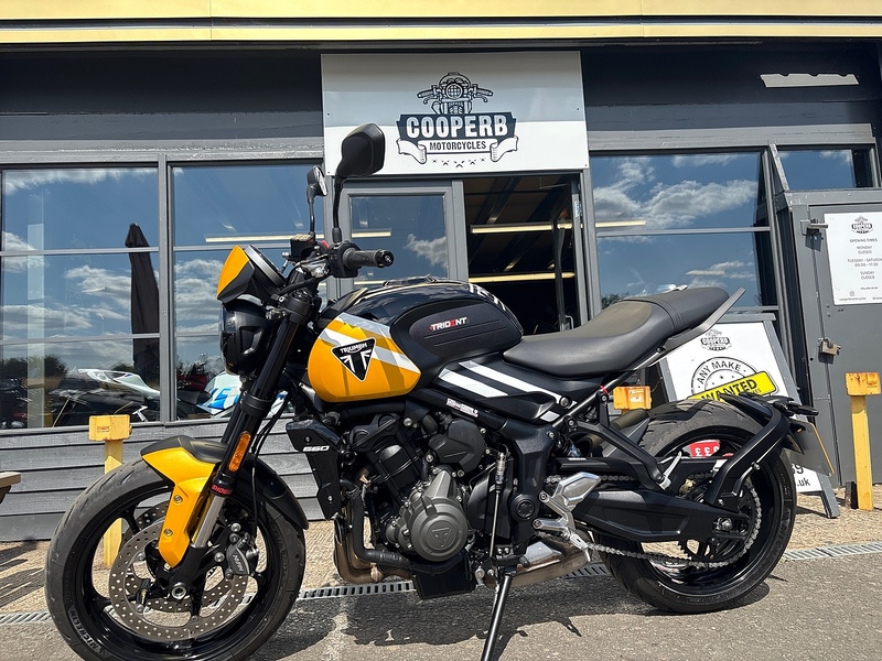 Triumph 2025 Triumph Trident 660 Just 1193 Miles 1 Owner