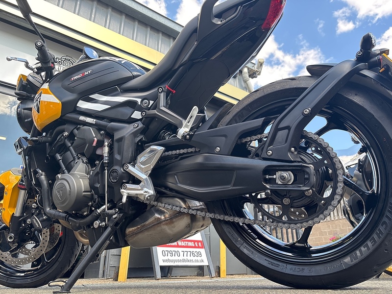 Triumph 2025 Triumph Trident 660 Just 1193 Miles 1 Owner
