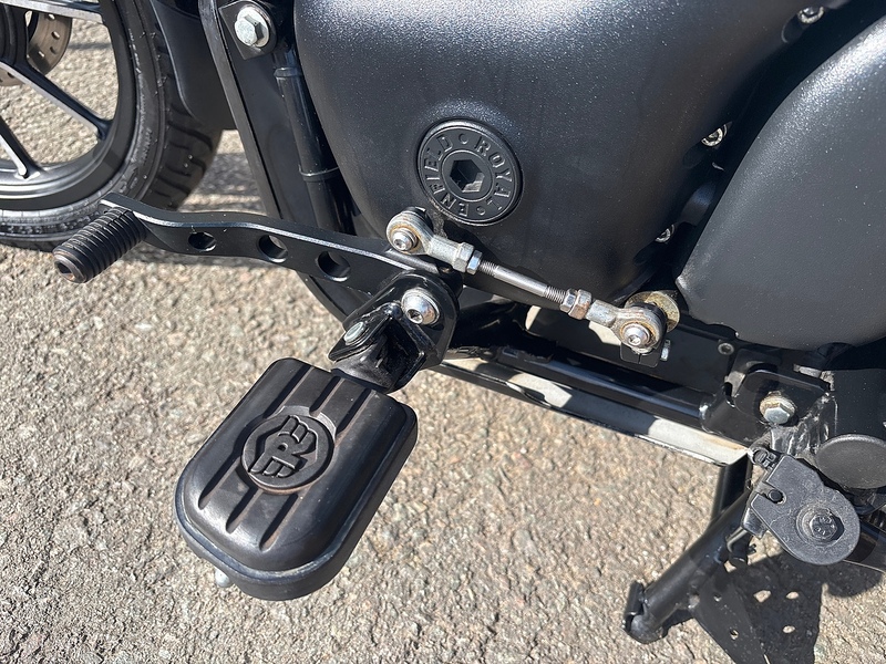 Royal Enfield 350 Roadster/Retro Petrol Manual Euro 5 (20 ps)