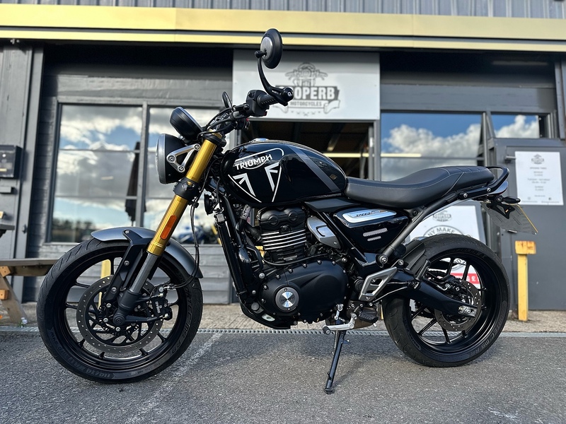 Triumph E5 0.4 Roadster/Retro Manual Petrol