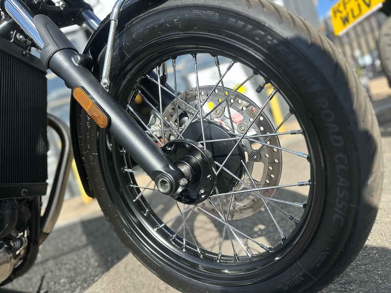 Triumph 2025 Triumph Bonneville T100 Icon Edition Just 7 Miles
