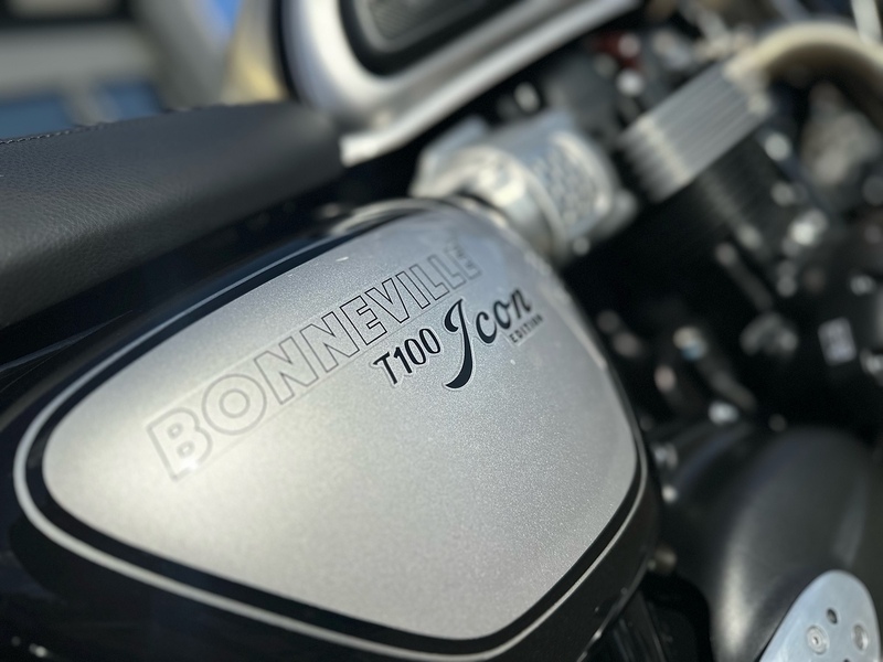 Triumph 2025 Triumph Bonneville T100 Icon Edition Just 7 Miles
